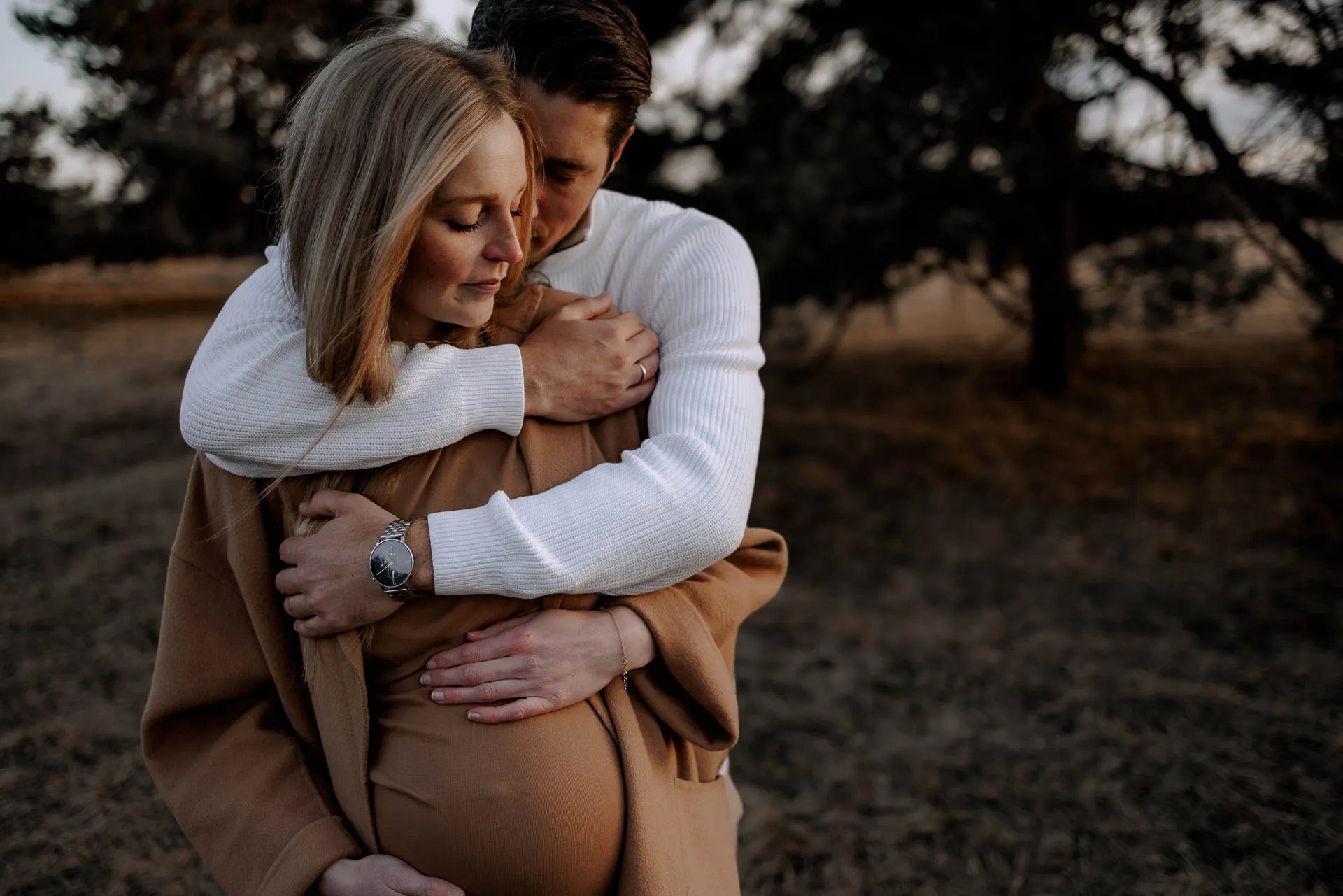 Zauberhafte Lichtstimmung Schwangerschaftsshooting München