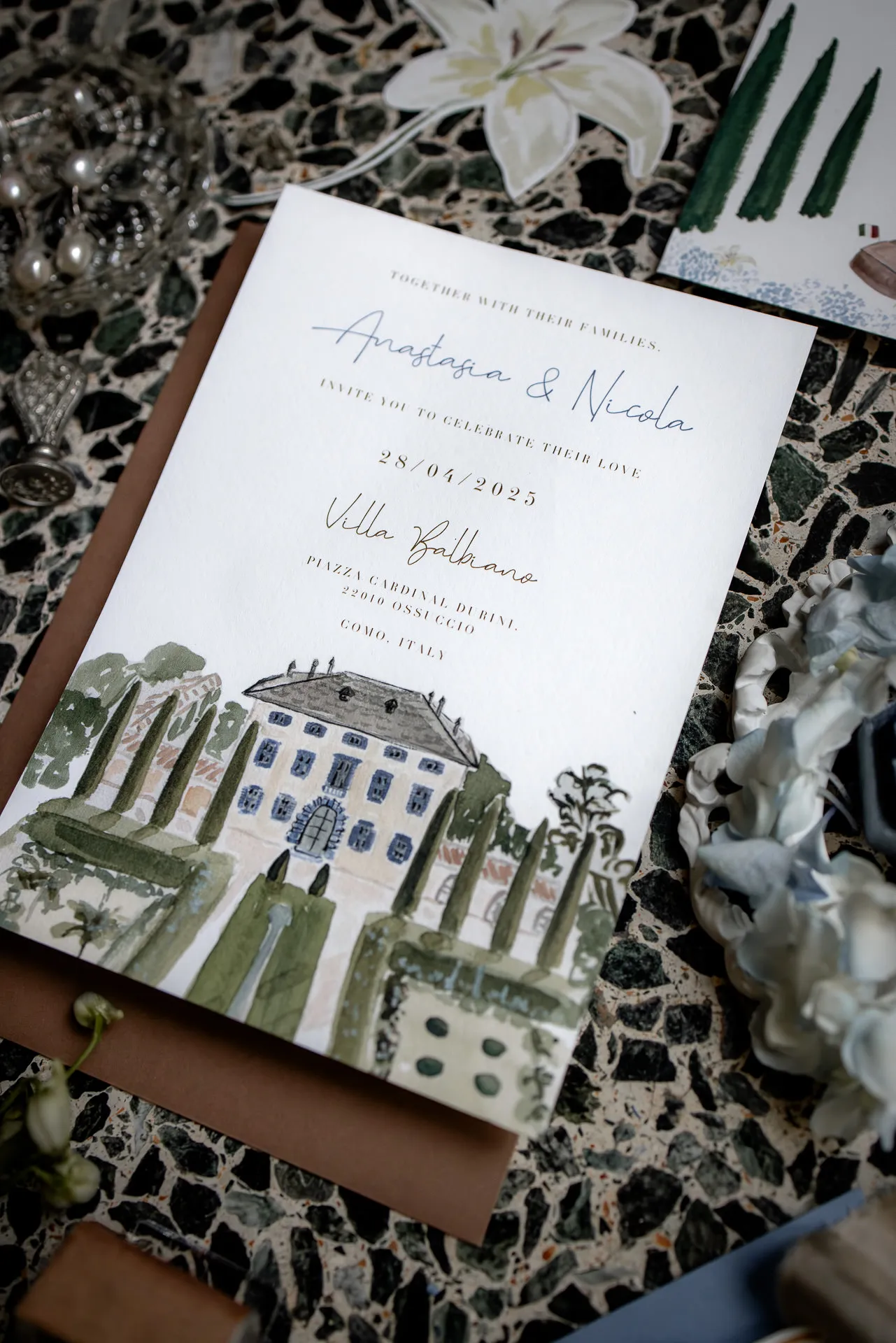 Elegante Hochzeitseinladung mit Villa Balbiano Aquarell-Illustration